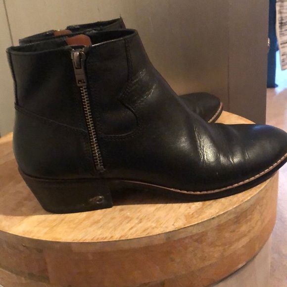 Black coach short booties - Picture 2 of 4